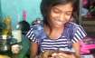 11-year-old girl sells dozen mangoes for ₹ 1.2 lakh, buys phone for online classes