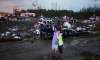 storms leave 35 dead in us thousands without power