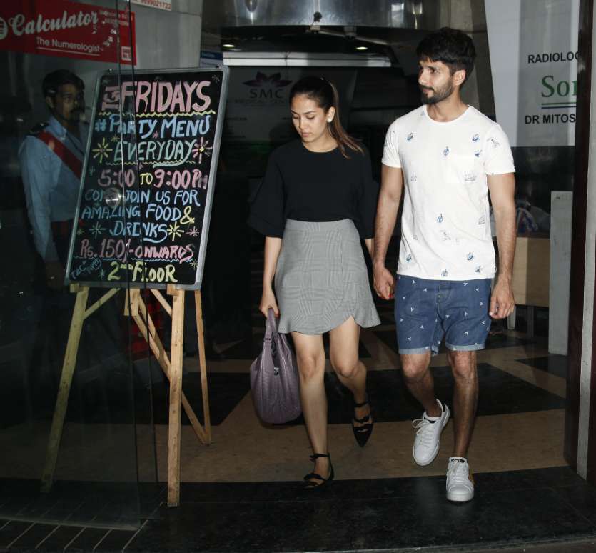   Shahid took some time off from his busy schedule and was in Mumbai recently. He took his wife on a dinner date.