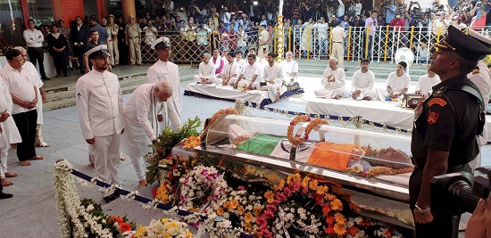 Prime Minister Narendra Modi pays homage to former Goa Chief Minister Manohar Parrikar, who passed away battling pancreatic ailment.
