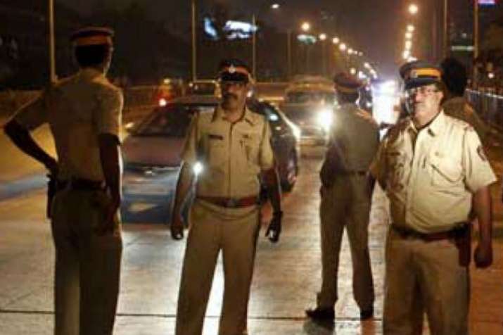 Four Arrested As Sex Racket Busted In Delhi S Aman Vihar Crime News India Tv