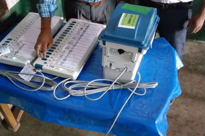 EVM glitches reported in several areas in Delhi | Lok News – India TV