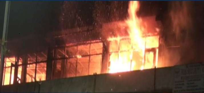 Four-storey building in Noida local market catches fire