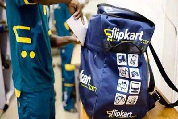 Flipkart co-founder sells part stake to Walmart