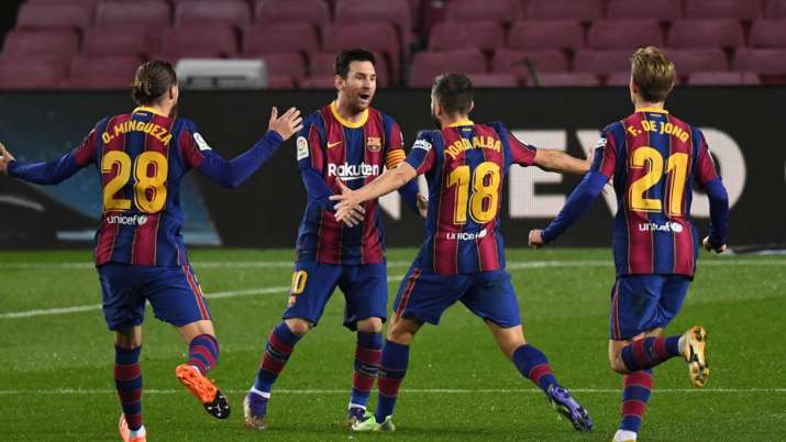 jordi alba, jordi alba barcelona, barcelona vs real sociedad, la liga, la liga 2020-21