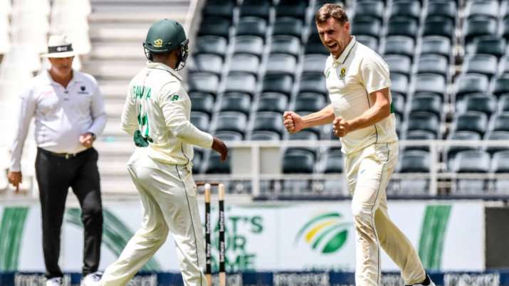SA vs SL 2nd Test: Anrich Nortje takes six wickets, Dean Elgar scores 92 to put South Africa on top Anrich Nortje